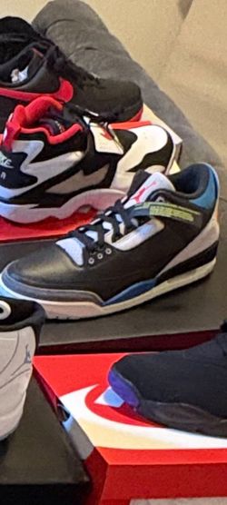 Nike Air Jordan 3 Retro OG "Rare Air". Size 9
