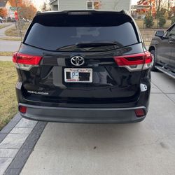 Toyota  Highlander 