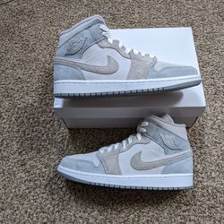 Air Jordan 1 Mid Particle Grey Size 10w/8.5m