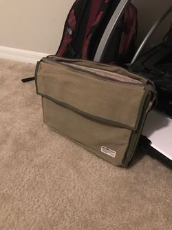 New Incase MacBook Case fits 13.3 inch