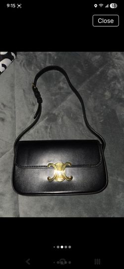 Triomphe Shoulder Bag Black