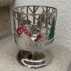 Bath and body holiday candle holder