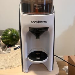 Baby Brezza formula pro