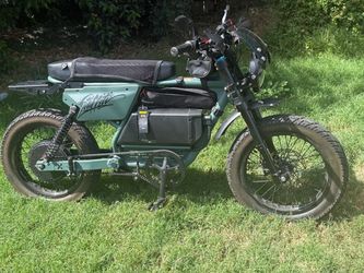 Lyric Cycles Graffiti Electric Moped