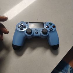 PS4 Controller