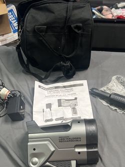 Brinkmann LED/Halogen Rechargeable Spotlight