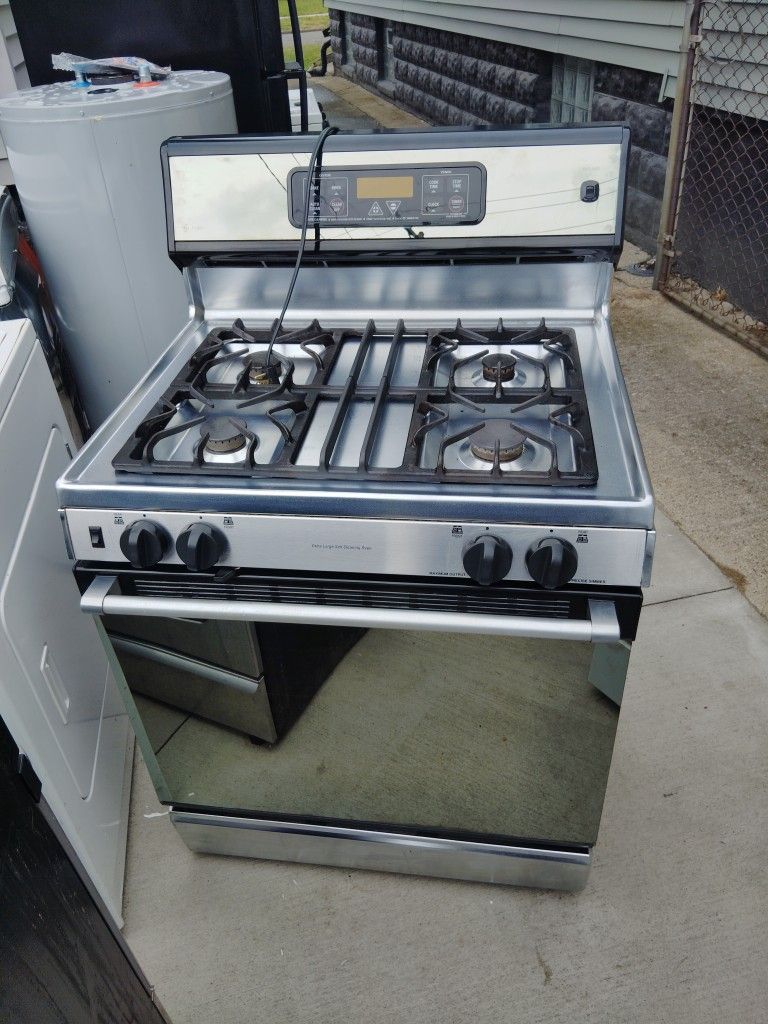 GE Gas Stove/Oven