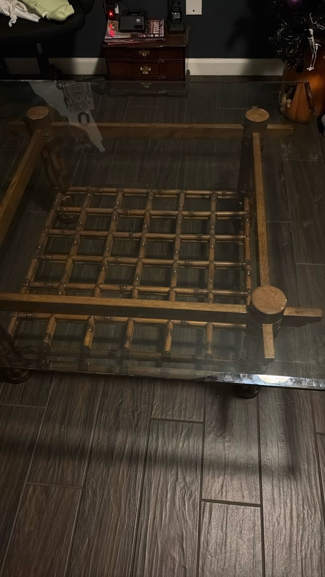 Coffee Table For Sale. 