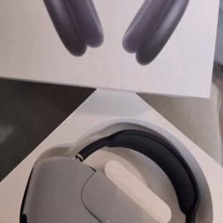 AirPods Max USB-C  Like New