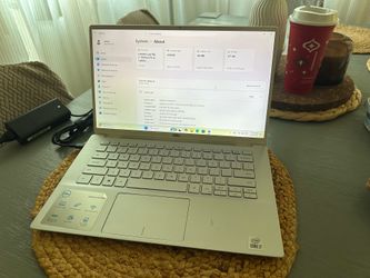 Premium Ultra-Light Dell 14" | Core i7 10th Gen • 512GB NVMe SSD • Sleek & Fast! ⚡