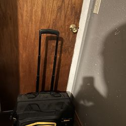 Dewalt Rolling Tool Bag