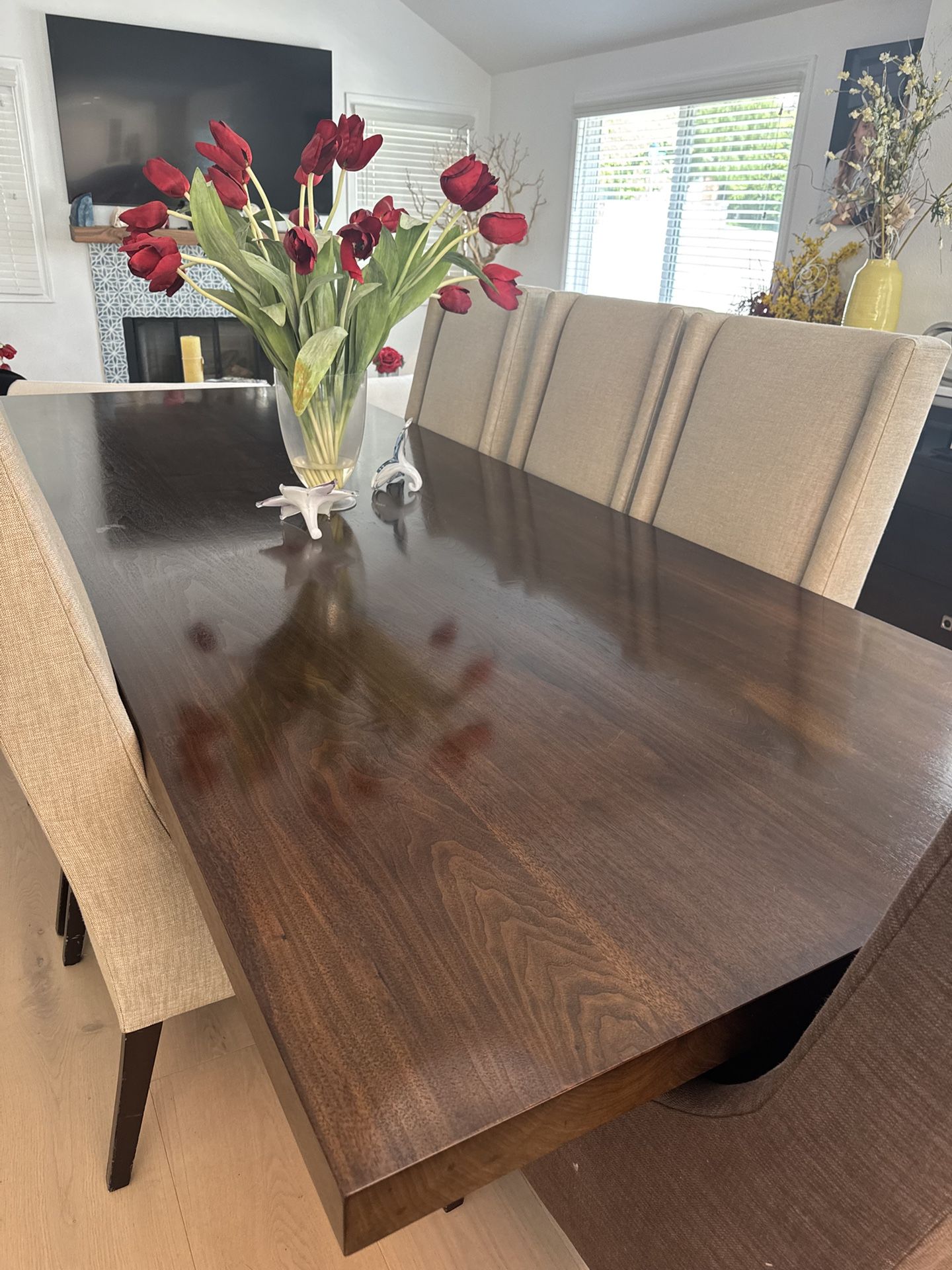Luxury 10 Ft Dining Room Table, Chairs, And Cabinet