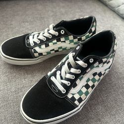 Boys Vans Size 5