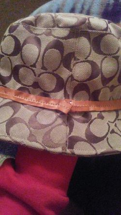 Coach hat never used
