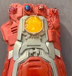 Marvel Avengers Endgame IRON MAN Electronic INFINITY NANO POWER GAUNTLET WORKS!