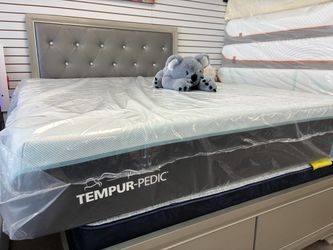 Tempur-Pedicure Pro Breeze medium king size