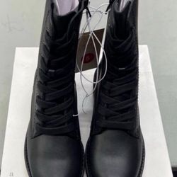 Women’s Boots Shoes Size 5