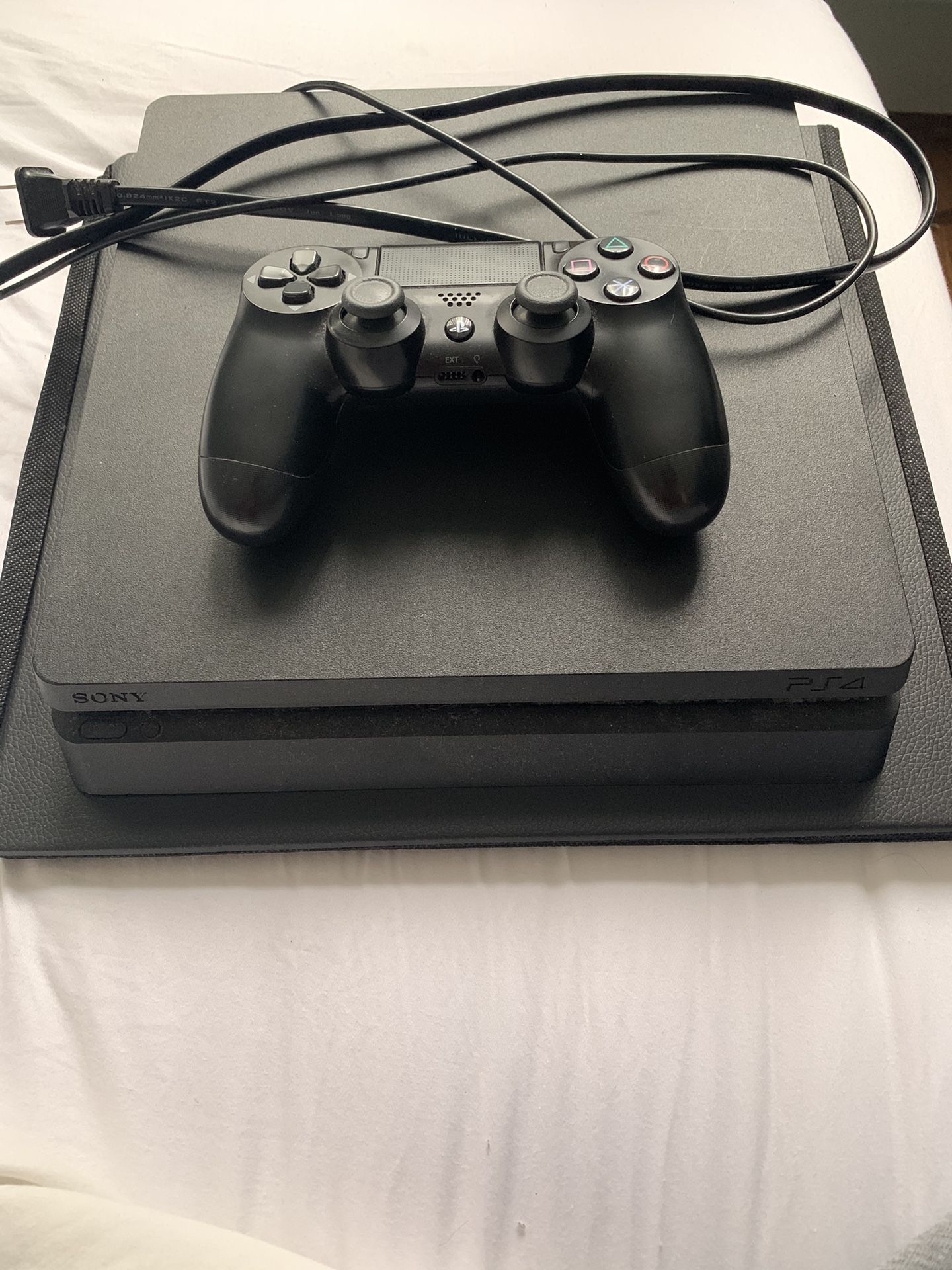 PS4