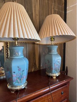 *Albuquerque Pickup* Vintage Blue Glass Light Lamp Ginger Jar Lamp Floral Applique Vintage Side Table Lamp Vintage Decor Living Room Lamp Blue Decor P