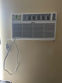 Comfort aire A/c window and wall mount unit