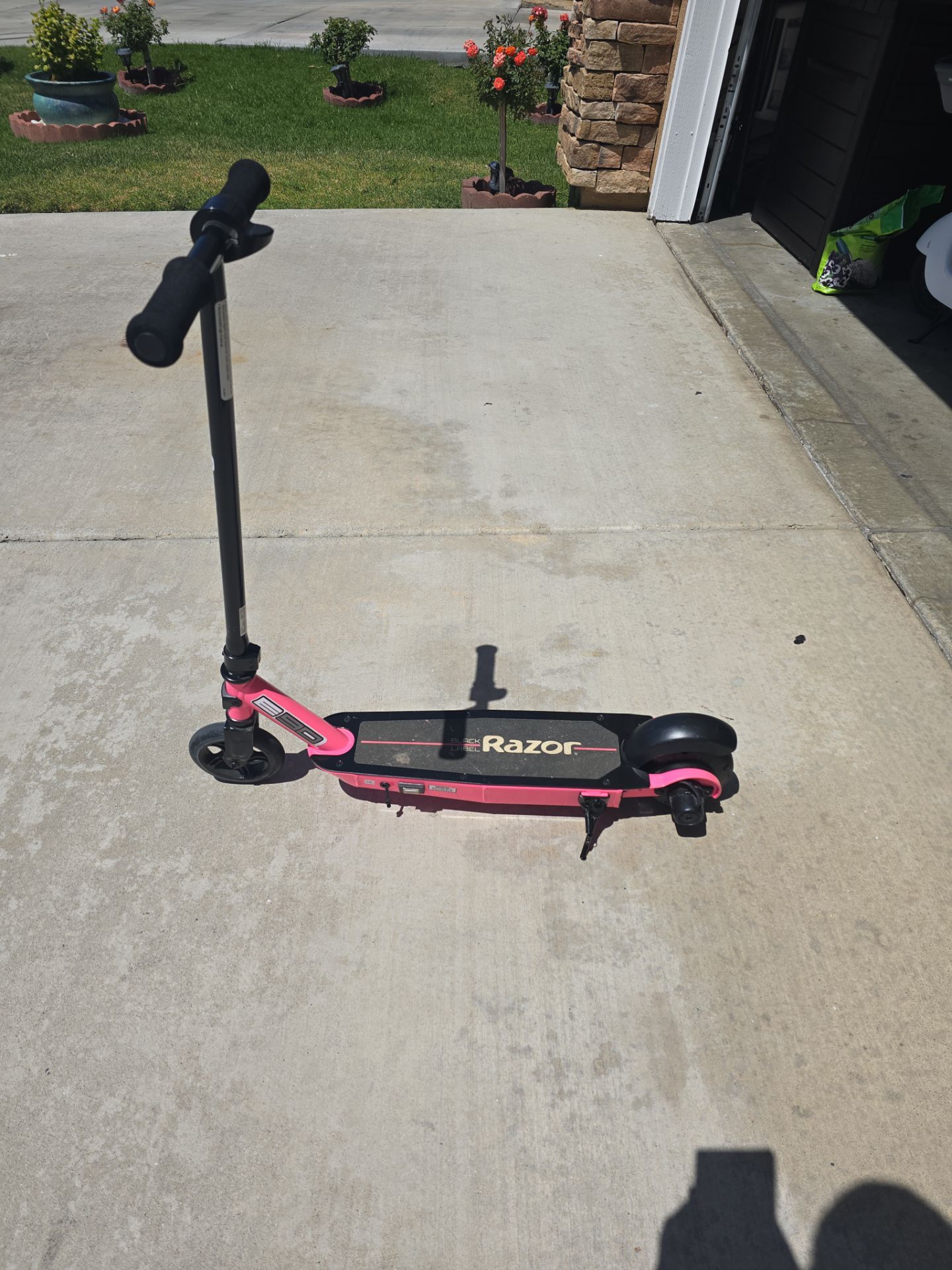 Razor electric scooter