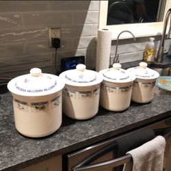 Pfaltzgraff Canister Set  - Qty 4