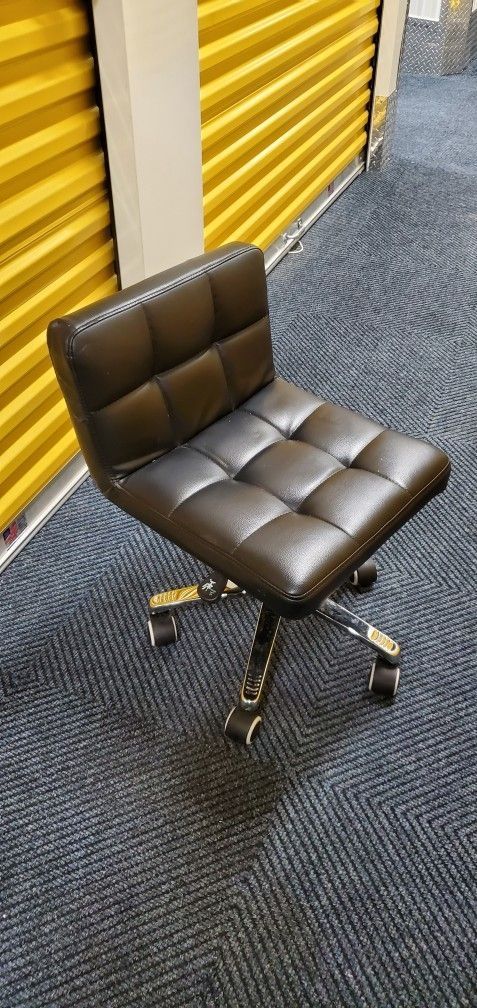 Black Chair, Mid-Back Armless Desk Chair Adjustable Height 360° Rolling Swivel for Home, Office Work, Nail Tech