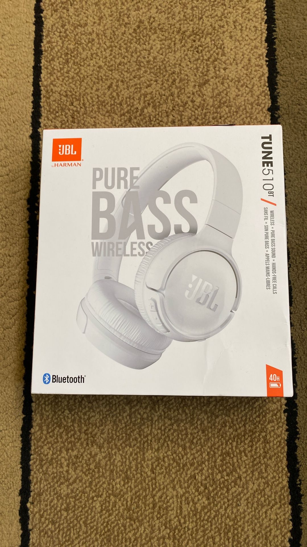JBL Tune 510 BT Wireless Pure Bass Sound Hands Free Calls Bluetooth 40 hours Battery Time New 