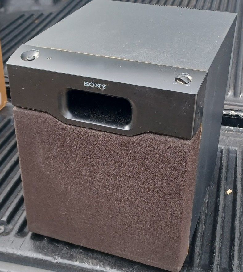 Sony Center Surround Sound Sub Woofer Speaker SS-CNP2
