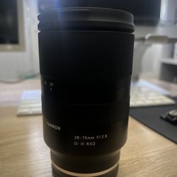 Tamron 28-75mm 2.8 Di III (Sony E-mount)