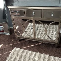 Mirrored Chest And Nightstand 