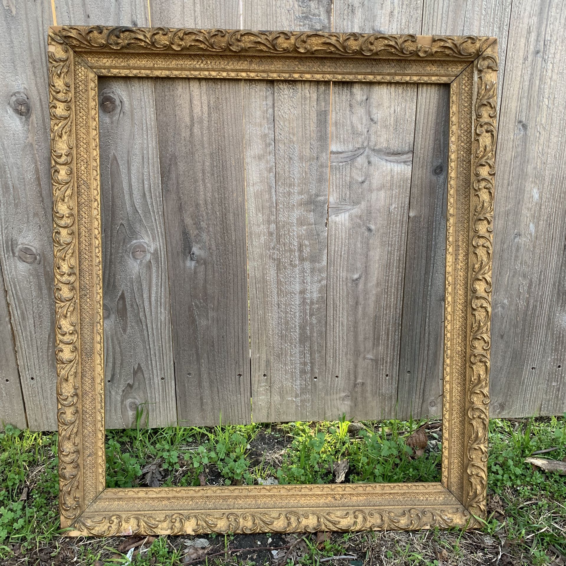 PICTURE FRAME