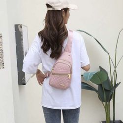 Crossbody Small Sling Backpack Sling Bag For Women Men, Chest Bag Daypack Crossbody For Travel Sport Running Hiking