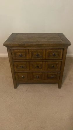 3-Drawer Wooden Dresser Chest