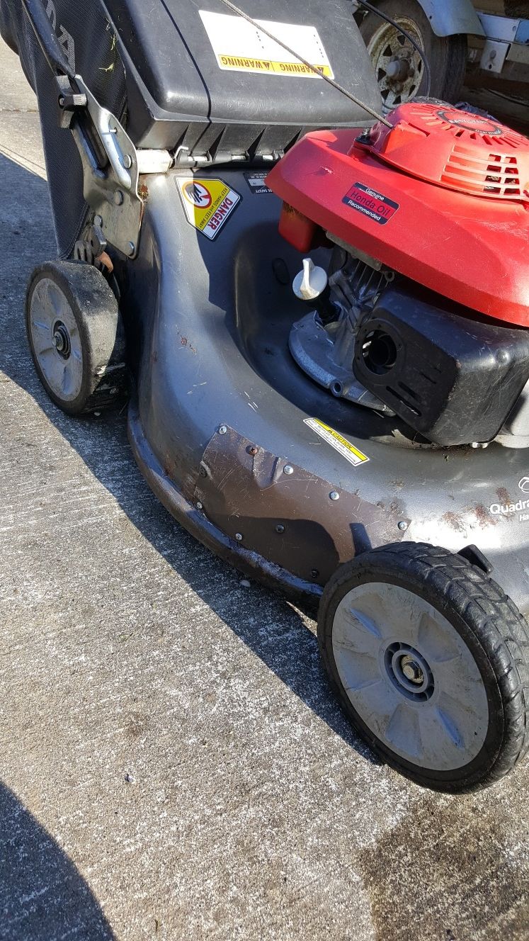 Honda harmony II HRR216 self propelled for Sale in Kent, WA OfferUp