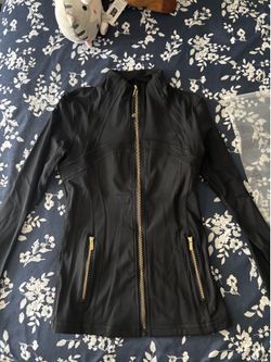 Lululemon Black and Gold Define Jacket Size 4