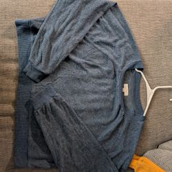 Women's Crop Top Sweatshirt