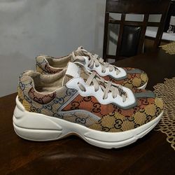 Gucci For Womes Zise 39.5