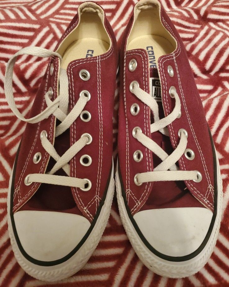 Burgundy Low Converse