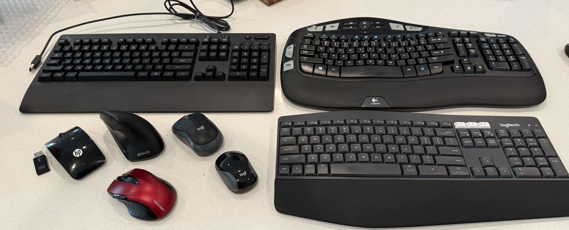 Logitech Bundle - Keyboards And Mice