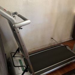 The Horizontal Evolve Compact Treadmill 