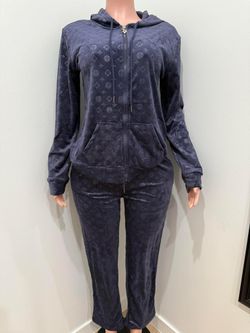 New Women's 2 Piece Set Size S/M