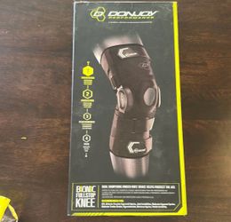 Knee brace