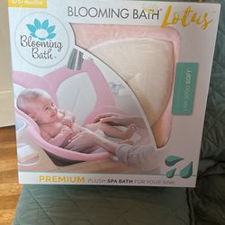Blooming Bath Lotus Baby Bath