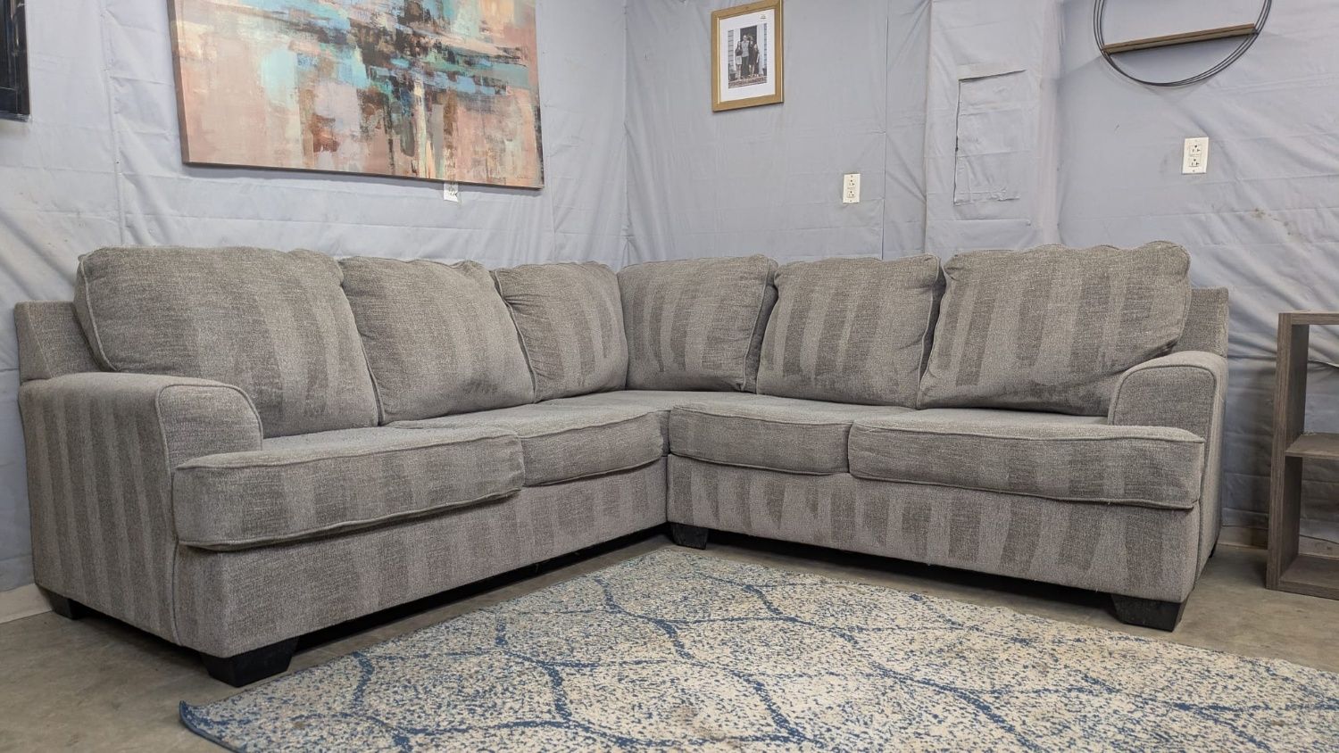 🛋️💥 Ashley Sectional 💥 Free Delivery And Financing Available!