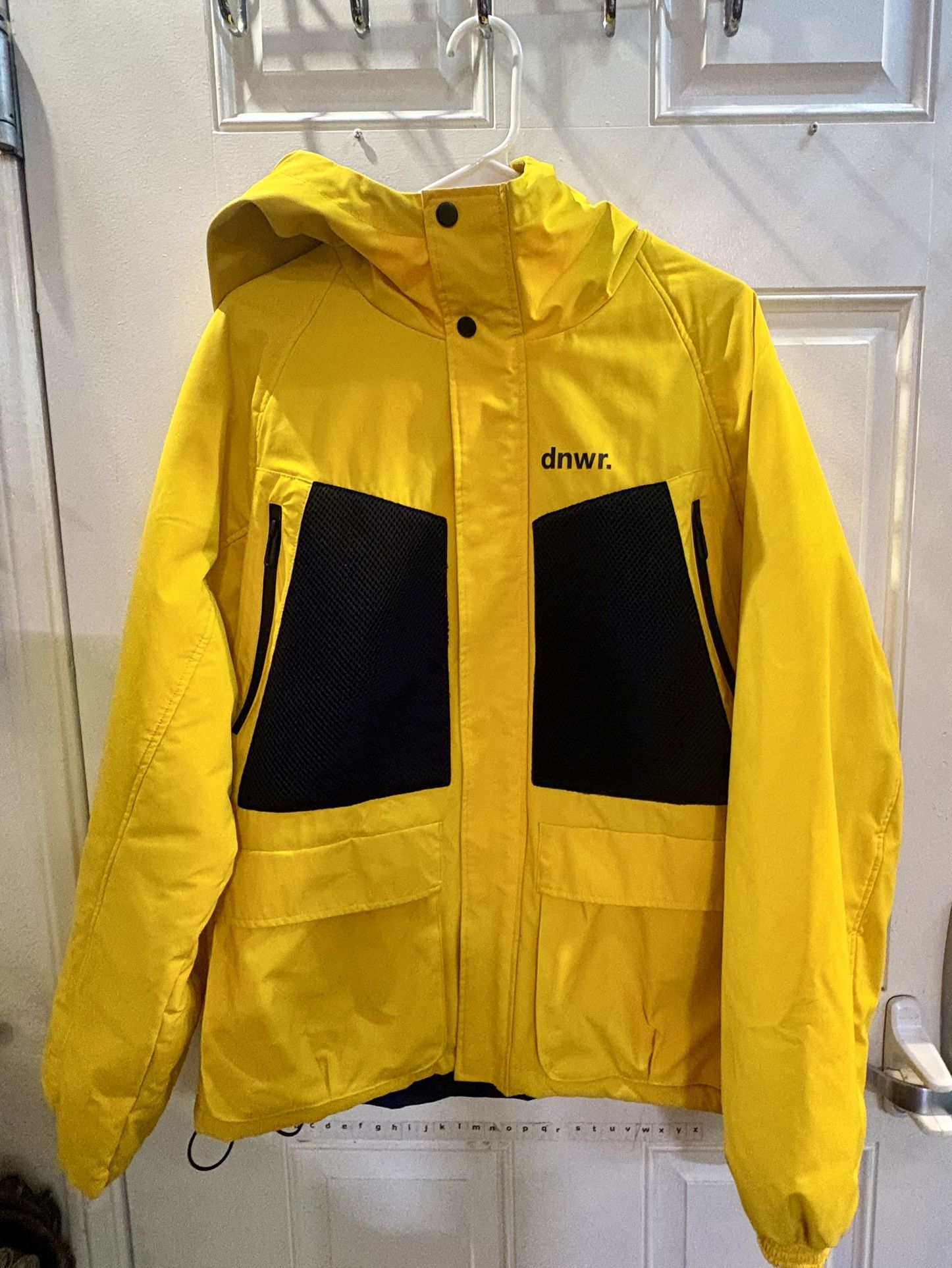 Zara DNWR technical parka Men’s Large