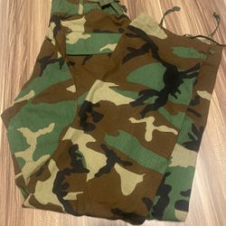 Camo Pants Size m/s                                    N