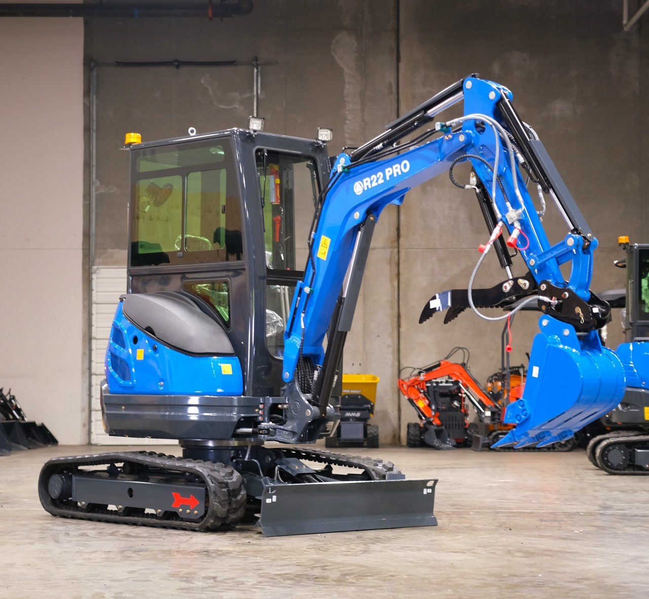 NEW Kubota Diesel 5k Excavator |Telescopic Tracks, Piston Pump, Enclosed cab w/AC, Heater