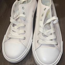 Size 9 Womens White Shoes 