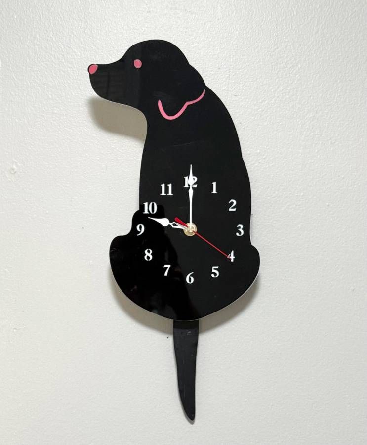Working Dog Lovers Analog Wall Clock With Wagging Tail Pendulum Battery Operated